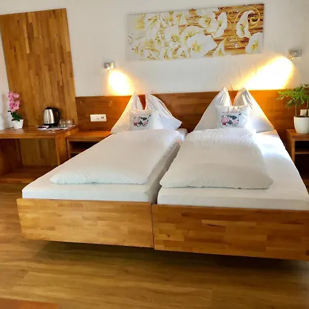 Szálloda Toscana 3*
