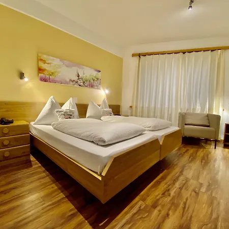 Toscana Hotel 3*