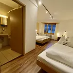 Toscana Hotel 3*